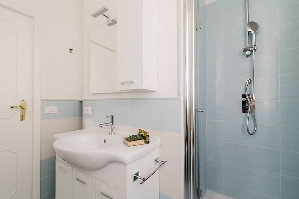 Apartamento Hostme Piazza Di Spagna Apartament Roma